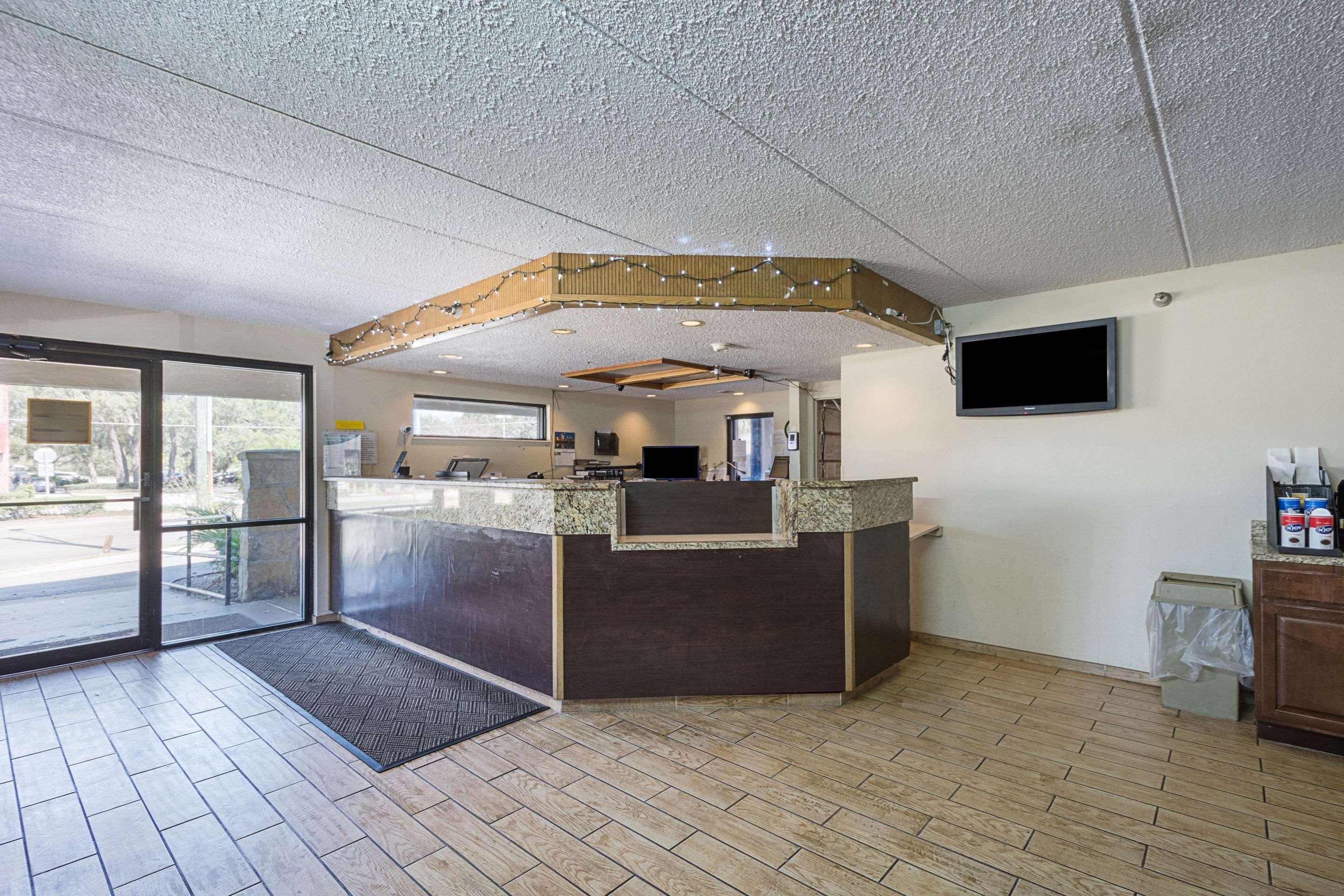 Bay Inn On Busch Tampa Esterno foto